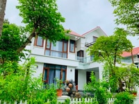 Cần Bán Căn Biệt Thự 280m2, Mt 10m View Suối Giá 8,6 Tỷ Cần Bán Căn Biệt Thự 280m2, Mt 10m View Suối Giá 8,6 Tỷ