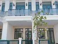Chính chủ bán lỗ nhà phố Thắng Lợi Central Hill chợ Gò Đen, Bến Lức, L Chính chủ bán lỗ nhà phố Thắng Lợi Central Hill chợ Gò Đen, Bến Lức, L