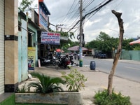 Cần bán gấp lô đất ở chợ, diện tích 60m2. Cần bán gấp lô đất ở chợ, diện tích 60m2.