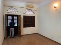 10m Phố Lê Văn Lương_Vị trí có 1 không 2_4 tầng_MT 3.5m_Giá:2.95 tỷ 10m Phố Lê Văn Lương_Vị trí có 1 không 2_4 tầng_MT 3.5m_Giá:2.95 tỷ