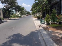 Nhà Bán GẤP Chợ Hưng Long - 152m2 (1 trệt 1 lầu ) giá bán nhanh 2,4 tỷ Nhà Bán GẤP Chợ Hưng Long - 152m2 (1 trệt 1 lầu ) giá bán nhanh 2,4 tỷ