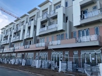 Nhà phố 4 tầng đối diện chung cư kinh doanh sầm uất. Lời ngay khi mua Nhà phố 4 tầng đối diện chung cư kinh doanh sầm uất. Lời ngay khi mua