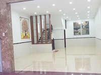 Bán nhà 5 tầng Trung Kính - Trung Yên, diện tích 60m2, mặt tiền 5m. Bán nhà 5 tầng Trung Kính - Trung Yên, diện tích 60m2, mặt tiền 5m.