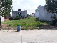 Bán ngay miếng đất 100m2 ngay trường Lê minh xuân sổ riêng giá 1tỷ100t Bán ngay miếng đất 100m2 ngay trường Lê minh xuân sổ riêng giá 1tỷ100t