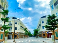 Bán Nhà Mặt Tiền Kinh Doanh TP.Dĩ An Bán Nhà Mặt Tiền Kinh Doanh TP.Dĩ An