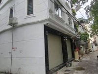 Ôtô đỗ cửa -nhà mới - ngõ thông - kinh doanh - ở sướng - giá cực rẻ Ôtô đỗ cửa -nhà mới - ngõ thông - kinh doanh - ở sướng - giá cực rẻ