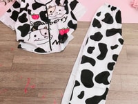 Bộ mặc nhà Pijama Lụa Mango cao cấp, áo cánh dơi phối họa tiết bò sữa Bộ mặc nhà Pijama Lụa Mango cao cấp, áo cánh dơi phối họa tiết bò sữa