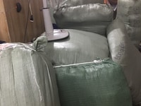 Chuyên thu mua Số lượng lớn: quần áo, giày dép, túi xách, phụ kiện... Chuyên thu mua Số lượng lớn: quần áo, giày dép, túi xách, phụ kiện...
