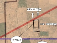 1 Lô duy nhất 2 MT đường, dính đường Liên Huyện. 1ha2 và 6000m2 1 Lô duy nhất 2 MT đường, dính đường Liên Huyện. 1ha2 và 6000m2