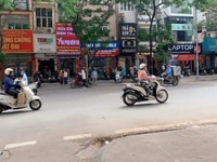 Cần bán gấp lô đất Hoài Đức - Dt: 81m, Mt: 7.5m, Gi á: 4.5 tỷ. Cần bán gấp lô đất Hoài Đức - Dt: 81m, Mt: 7.5m, Gi á: 4.5 tỷ.