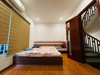 Nhà đẹp, 2 mặt thoáng phố Hồng Tiến 33mx5T, sổ đỏ. Nhà đẹp, 2 mặt thoáng phố Hồng Tiến 33mx5T, sổ đỏ.