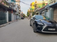 Nhà Độc Lập Đường Vòng Vạn Mỹ, ngõ nông, oto vào nhà Nhà Độc Lập Đường Vòng Vạn Mỹ, ngõ nông, oto vào nhà