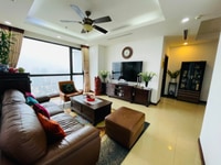 Cần bán cc Royal City, CĂN GÓC 132M2, 3 ngủ full nội thất đẹp như hình Cần bán cc Royal City, CĂN GÓC 132M2, 3 ngủ full nội thất đẹp như hình