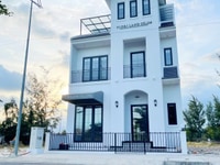 Mua ngay nhà nguyên căn full nội thất tại dự án Golden Bay hướng ĐN Mua ngay nhà nguyên căn full nội thất tại dự án Golden Bay hướng ĐN