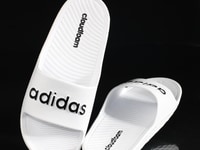 DÉP Adidas đúc . Size 39 đến 43 DÉP Adidas đúc . Size 39 đến 43