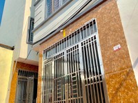 Nhà 3 tầng Ô tô đỗ cửa-Sổ đỏ bao tên tại Hà Đông