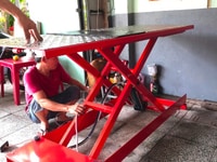Bàn nâng honda xe máy phục vụ sửa chữa chuyên nghiệp Bàn nâng honda xe máy phục vụ sửa chữa chuyên nghiệp