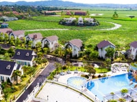 Cần bán lại lô biệt thự vườn vua thanh liên view hồ sen lớn giá 5.2 Cần bán lại lô biệt thự vườn vua thanh liên view hồ sen lớn giá 5.2