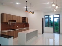 Cần bán nhà 3 tầng khu đô thị sinh thái hoà xuân Cần bán nhà 3 tầng khu đô thị sinh thái hoà xuân