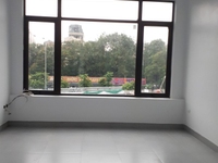 Chính chủ cho thuê 01 căn nhà 5 tầng mặt đường Nguyễn Văn Huyên