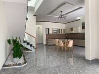 Bán nhà mới xây TC 100%, MT Cao Bá Quát. Tặng nội thất sang trọng Bán nhà mới xây TC 100%, MT Cao Bá Quát. Tặng nội thất sang trọng