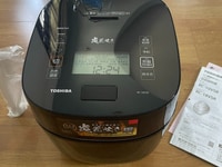 Nồi cơm VIP cao tần Toshiba RC-18VSR- DATE 2021 - dung tích 1.8Lít Nồi cơm VIP cao tần Toshiba RC-18VSR- DATE 2021 - dung tích 1.8Lít