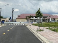Lô đất sổ Hồng riêng gần trung tâm hành Bến Cát Lô đất sổ Hồng riêng gần trung tâm hành Bến Cát