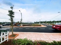 Chính chủ cần bán lô đất ở đường Lý Thường Kiệt, đã lên 100% thổ cư Chính chủ cần bán lô đất ở đường Lý Thường Kiệt, đã lên 100% thổ cư
