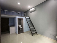 Phòng cao cấp mới xây có tủ bếp và gác không đụng đầu, ban công riêng Phòng cao cấp mới xây có tủ bếp và gác không đụng đầu, ban công riêng