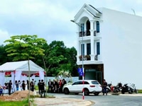Bán căn nhà 1 trệt 2 lầu khu nhà ở vietsing phú chánh 2t4, có bán tróp Bán căn nhà 1 trệt 2 lầu khu nhà ở vietsing phú chánh 2t4, có bán tróp