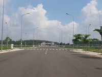 Ngộp thở vì dịch,cần bán lô đất đối diện cổng VS2,mặt tiền đường DT742 Ngộp thở vì dịch,cần bán lô đất đối diện cổng VS2,mặt tiền đường DT742