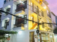 Bán Gấp Biệt Thự CMT8, Quận 3. ( Chính chủ ). Bán Gấp Biệt Thự CMT8, Quận 3. ( Chính chủ ).