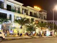 Bán Shophouse đường 56m, vỉa hè 10m, kinh doanh sầm uất khu Vsip Bán Shophouse đường 56m, vỉa hè 10m, kinh doanh sầm uất khu Vsip
