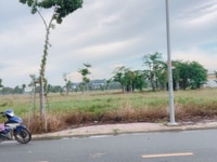 Khó khăn mùa dịch chính chủ bán gấp lô đất gần Cầu Đò 2 Bến Cát Khó khăn mùa dịch chính chủ bán gấp lô đất gần Cầu Đò 2 Bến Cát