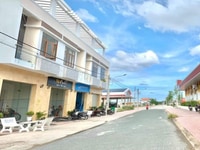 Bán nhanh căn nhà đối diện chợ huyện kinh doanh Bán nhanh căn nhà đối diện chợ huyện kinh doanh