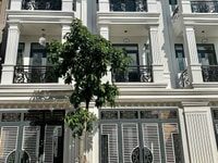 Hàng ngợp xã lỗ mùa dịch , nhà phố mặt tiền kinh doanh ngay Tp Dĩ An. Hàng ngợp xã lỗ mùa dịch , nhà phố mặt tiền kinh doanh ngay Tp Dĩ An.