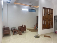 Bán nhà mới xây gần chợ Đình Thôn. Số 9/76/402 đường Mỹ Đình