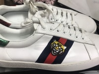 Giày sneaker nam nữ hàng sale 90%, giày cao cấp dành cho na và nữ Giày sneaker nam nữ hàng sale 90%, giày cao cấp dành cho na và nữ