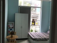 Phòng ban công, full nội thất bên hông chợ Hoàng Hoa Thám, Tân Bình