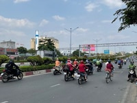 Cần bán gấp toà nhà VP góc 2mặt tiền Tô Ký, phường TCH, Quận 12, 66 tỷ Cần bán gấp toà nhà VP góc 2mặt tiền Tô Ký, phường TCH, Quận 12, 66 tỷ
