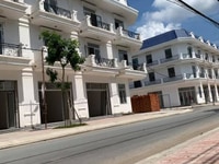 Nhà Phố Liền kề 1 Trệt 2 Lầu -GIÁ SIÊU RẺ Nhà Phố Liền kề 1 Trệt 2 Lầu -GIÁ SIÊU RẺ
