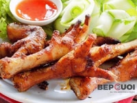 Chân gà ướp sẵn vị giá truyền cục ngon Chân gà ướp sẵn vị giá truyền cục ngon