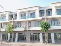 Nhà phố Centa Vsip cách Long Biên 5km 1 cây cầu giá chỉ bằng 1/3 Nhà phố Centa Vsip cách Long Biên 5km 1 cây cầu giá chỉ bằng 1/3