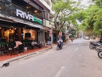 Bán nhà 4 tầng ngõ 178 Thái Hà Đống Đa. dt 40m2 Bán nhà 4 tầng ngõ 178 Thái Hà Đống Đa. dt 40m2
