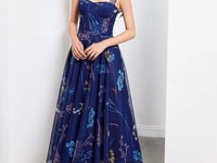 Đầm shop elies hàng cao cấp. Rất mới. Giá mua shop 2tr500 . Đầm shop elies hàng cao cấp. Rất mới. Giá mua shop 2tr500 .