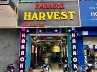 Tuyển gấp nhân viên nữ phục vụ bàn karaoke
