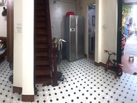 Bán căn hộ tập thể Tầng 1, quận Hai Bà Trưng, ngõ rộng 2 ôtô tránh