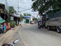 Mặt tiền đường nhựa 7m, 1tret 1 lầu 2pn Giá: 1ty620 Mặt tiền đường nhựa 7m, 1tret 1 lầu 2pn Giá: 1ty620