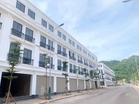 Bán gấp căn góc xây sẵn 4 tầng KĐT PIcenza Sơn la Bán gấp căn góc xây sẵn 4 tầng KĐT PIcenza Sơn la