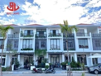 💥💥Bán gấp Nhà ROYAL PARK View Hồ Cá Coi, Công Viên 💥💥 💥💥Bán gấp Nhà ROYAL PARK View Hồ Cá Coi, Công Viên 💥💥